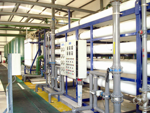 化工行業(yè)反滲透設(shè)備.jpg